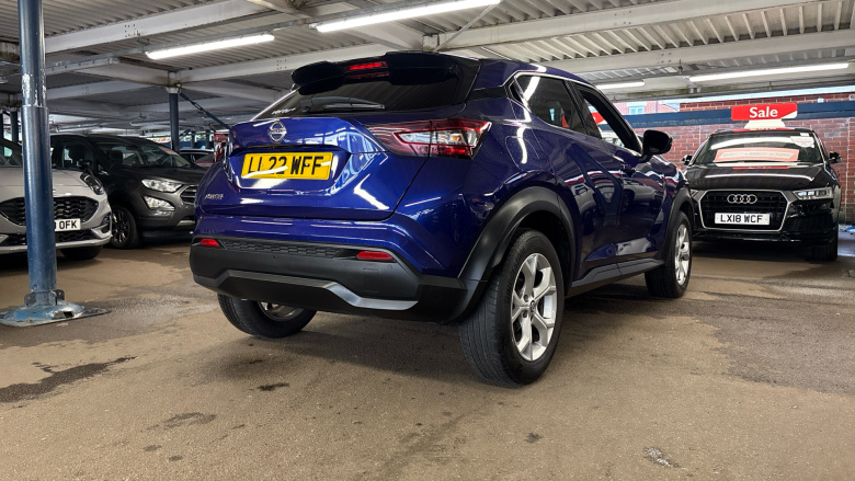 Nissan Juke 1.0 DiG-T 114 N-Connecta 5dr DCT Petrol Hatchback